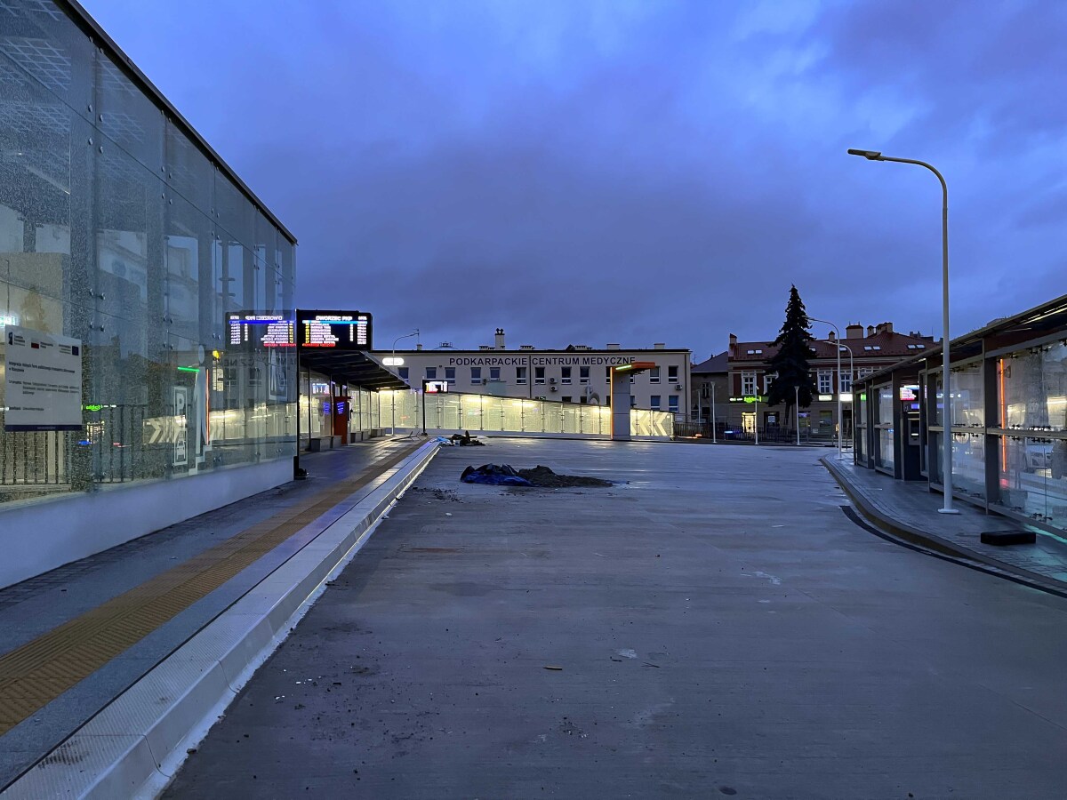 Rzeszowskie Centrum Komunikacyjne na chwilę przed otwarciem [STYCZEŃ 2024]